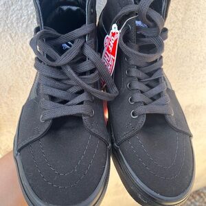 Women’s high top Vans
